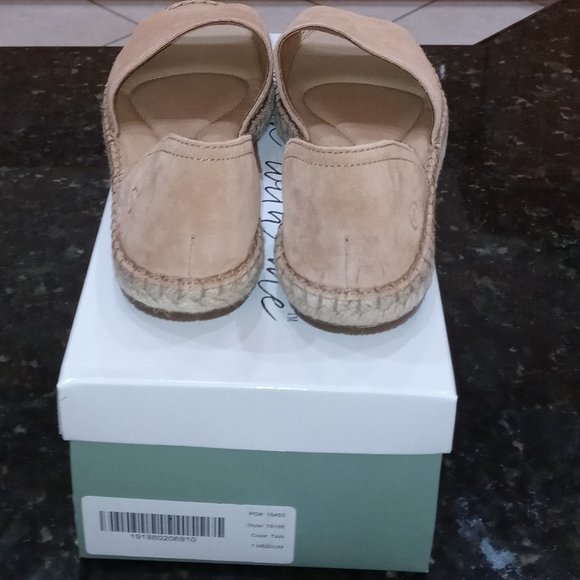 Cold Water Creek/Born Drilles Sandals - Picture 3 of 4